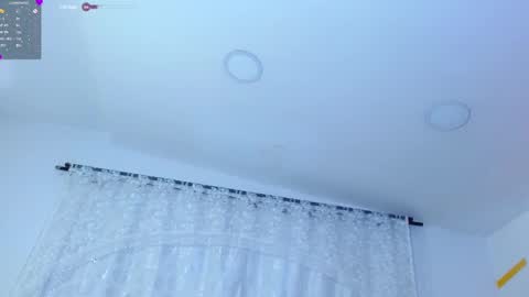 Snapshot of matthewboy_ chatting on 12-20-24, 08:01 MatthewBoy online show from 12-20-24, 08:01