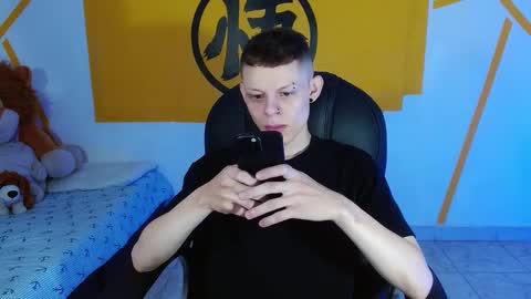 Snapshot of matthewboy_ chatting on 02-09-25, 01:03 MatthewBoy online show from 02-09-25, 01:03