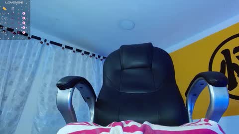 Snapshot of matthewboy_ chatting on 02-09-25, 04:07 MatthewBoy online show from 02-09-25, 04:07