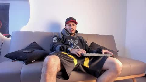 Snapshot of matthewcullenn chatting on 02-27-26, 09:09 Matthew online show from 02-27-26, 09:09