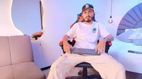 Snapshot of matthewcullenn chatting on 03-01-26, 09:28 Matthew online show from 03-01-26, 09:28