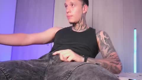 Matt online show from 11-10-25, 05:12