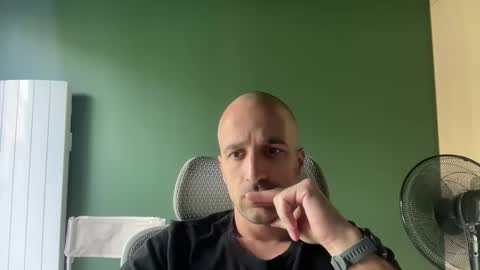 M online show from 09-12-25, 12:27