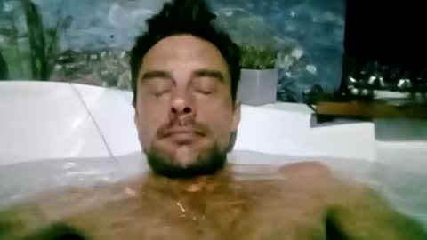 mattlesnake_101 online show from 04-26-26, 06:16