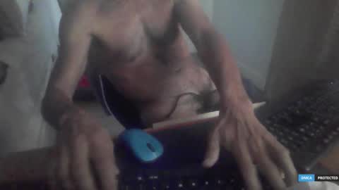 Snapshot of mattrudi chatting on 10-16-25, 04:08 Matt R. online show from 10-16-25, 04:08