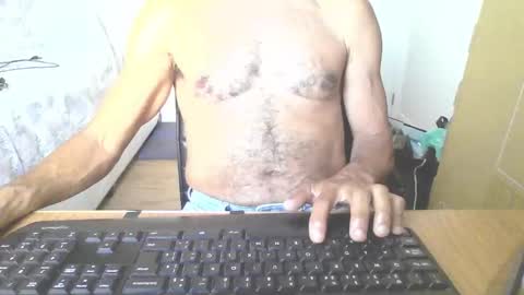 Snapshot of mattrudi chatting on 12-05-25, 06:59 Matt R. online show from 12-05-25, 06:59