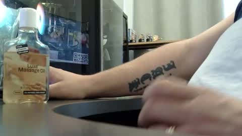 Snapshot of mattyt6969 chatting on 05-15-26, 05:36 mattyt6969 online show from 05-15-26, 05:36