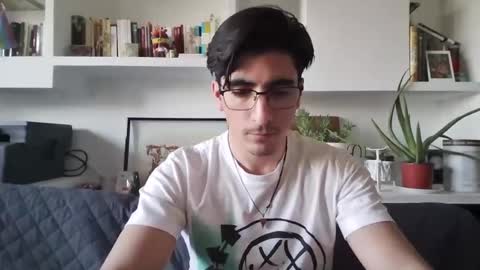 Snapshot of mattzz13 chatting on 03-25-26, 03:07 mattzz13 online show from 03-25-26, 03:07