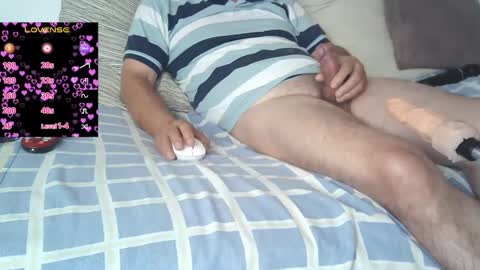 Snapshot of mature_couple_wild_2 chatting on 03-10-25, 12:07 DominikFrank online show from 03-10-25, 12:07