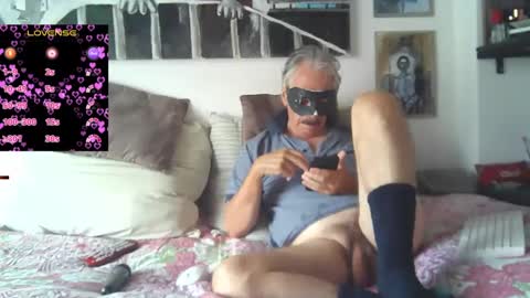 Snapshot of mature_couple_wild_2 chatting on 09-27-25, 01:27 DominikFrank online show from 09-27-25, 01:27