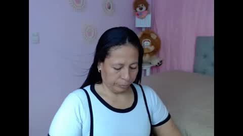 Martina online show from 10-13-25, 07:47