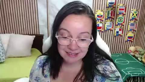 Sonia online show from 06-22-26, 09:23
