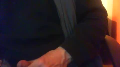 Snapshot of maturedaddi chatting on 01-04-25, 06:40 Maturedaddi online show from 01-04-25, 06:40