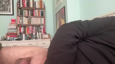 Snapshot of maturehairyrealman chatting on 02-17-25, 12:16 Daddy online show from 02-17-25, 12:16