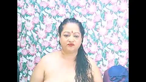Snapshot of matureindian654u chatting on 06-28-26, 02:01 matureindian654u online show from 06-28-26, 02:01