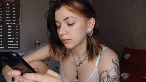 Mia online show from 03-11-26, 12:55