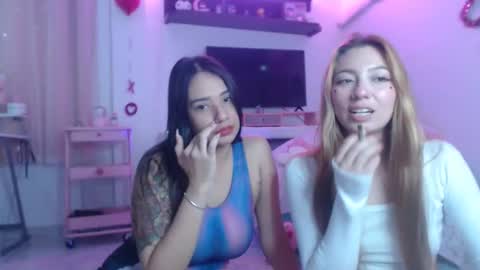 Snapshot of mauhype chatting on 02-25-26, 03:10 Mau and Lauren online show from 02-25-26, 03:10