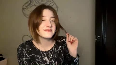 Mari online show from 11-24-25, 06:57