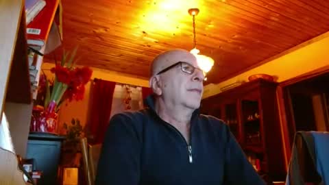 Maurice online show from 01-08-25, 10:16