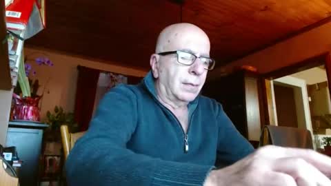Maurice online show from 01-18-25, 11:33
