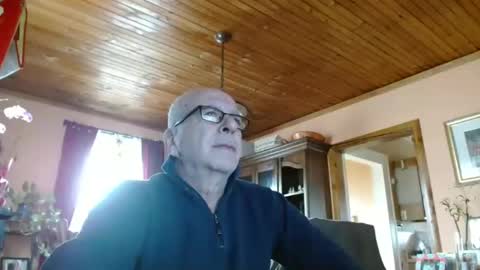 Maurice online show from 02-02-25, 03:49