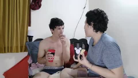 mauroluxandra online show from 04-28-26, 09:47