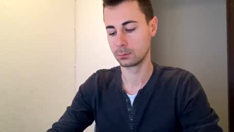 Snapshot of max681334 chatting on 01-31-25, 01:23 max681334 online show from 01-31-25, 01:23