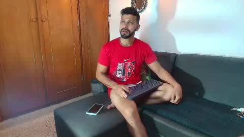 Max  Ashley online show from 12-18-25, 01:39