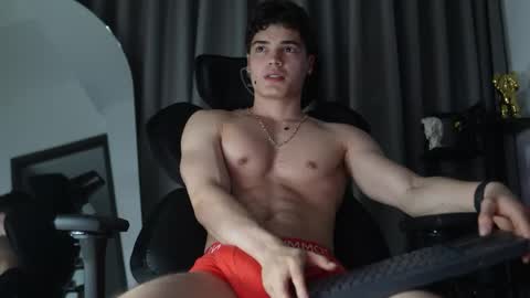 Snapshot of max_cortes1_ chatting on 05-03-26, 12:49 60 OFF ON MY OF ONLY FOR TODAY online show from 05-03-26, 12:49