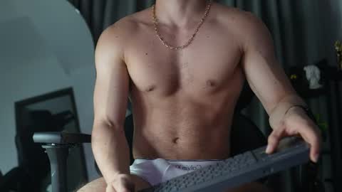 Snapshot of max_cortes1_ chatting on 08-02-26, 01:48 60 OFF ON MY OF ONLY FOR TODAY online show from 08-02-26, 01:48
