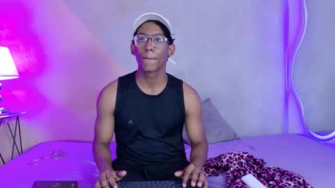 Snapshot of max_cumpower72 chatting on 09-14-25, 09:36 max_cumpower72 online show from 09-14-25, 09:36