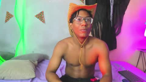 Snapshot of max_cumpower72 chatting on 10-18-25, 05:35 max_cumpower72 online show from 10-18-25, 05:35