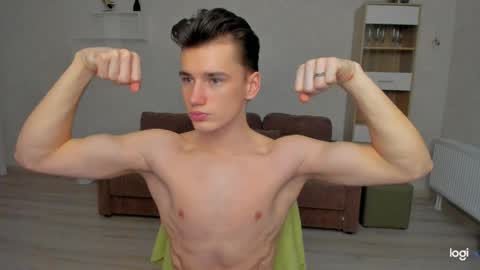 Snapshot of max_foks_ chatting on 04-05-26, 02:14 max_foks_ online show from 04-05-26, 02:14