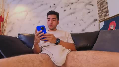 Snapshot of max_hornye chatting on 03-09-26, 07:07 Max Hornye online show from 03-09-26, 07:07