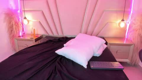 Snapshot of max_huntter chatting on 03-11-26, 01:44 max_huntter online show from 03-11-26, 01:44