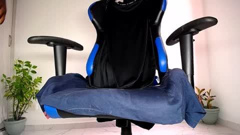 MAX online show from 07-12-26, 05:37