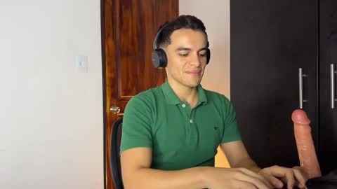 Max Lancaster online show from 12-28-24, 11:05