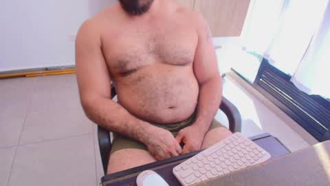 Snapshot of max_love25 chatting on 05-15-26, 08:38 max_love25 online show from 05-15-26, 08:38