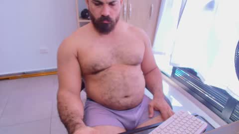 Snapshot of max_love25 chatting on 06-07-26, 06:55 max_love25 online show from 06-07-26, 06:55