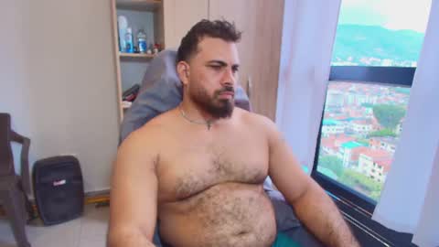 Snapshot of max_love25 chatting on 07-19-26, 06:44 max_love25 online show from 07-19-26, 06:44