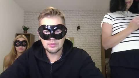 Snapshot of max_mila_888 chatting on 11-03-25, 08:26 Max Aliya online show from 11-03-25, 08:26