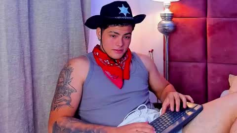 MAX MIULLER online show from 10-15-25, 02:33