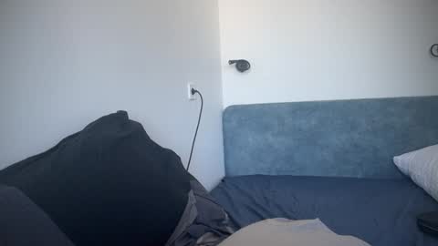    online show from 01-30-25, 06:46