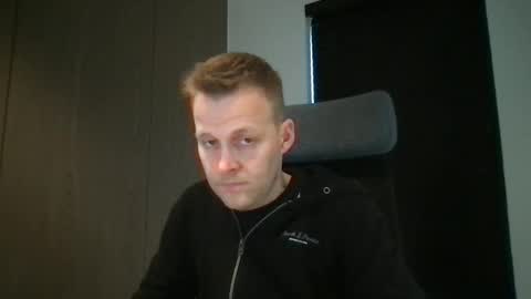 Max take off clothes online show from 02-24-25, 07:22