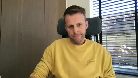 Max take off clothes online show from 03-02-26, 10:22