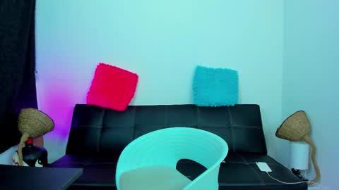 MAX     online show from 09-14-25, 09:41