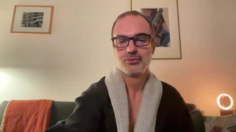 Max Mikado online show from 11-15-25, 07:21