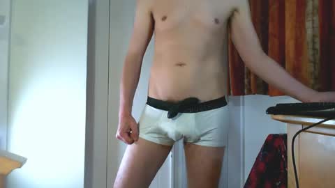 Max Davies online show from 04-28-26, 10:20