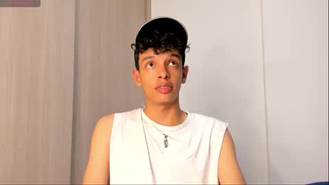 Snapshot of maxfrost1 chatting on 02-22-26, 08:29 Max online show from 02-22-26, 08:29