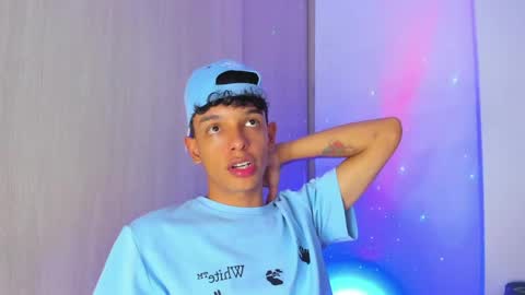 Max  online show from 04-26-26, 12:08